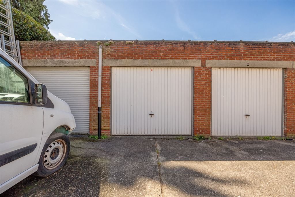 ()=>{if(producerUpdateValueVersion(node),producerAccessed(node),node.value===ERRORED)throw node.error;return node.value} Diksmuidelaan 343/GARAGE - 2600 BERCHEM