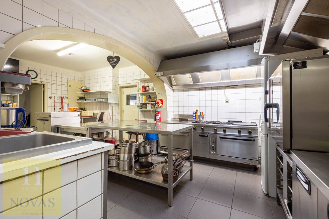 Authentiek handelspand / hotel met restaurant, feestzaal en mooie tuin op ideale locatie. foto 43