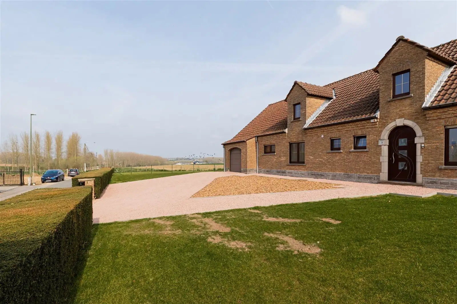 Landelijk gelegen 4-gevel villa - volledig vernieuwd foto 4