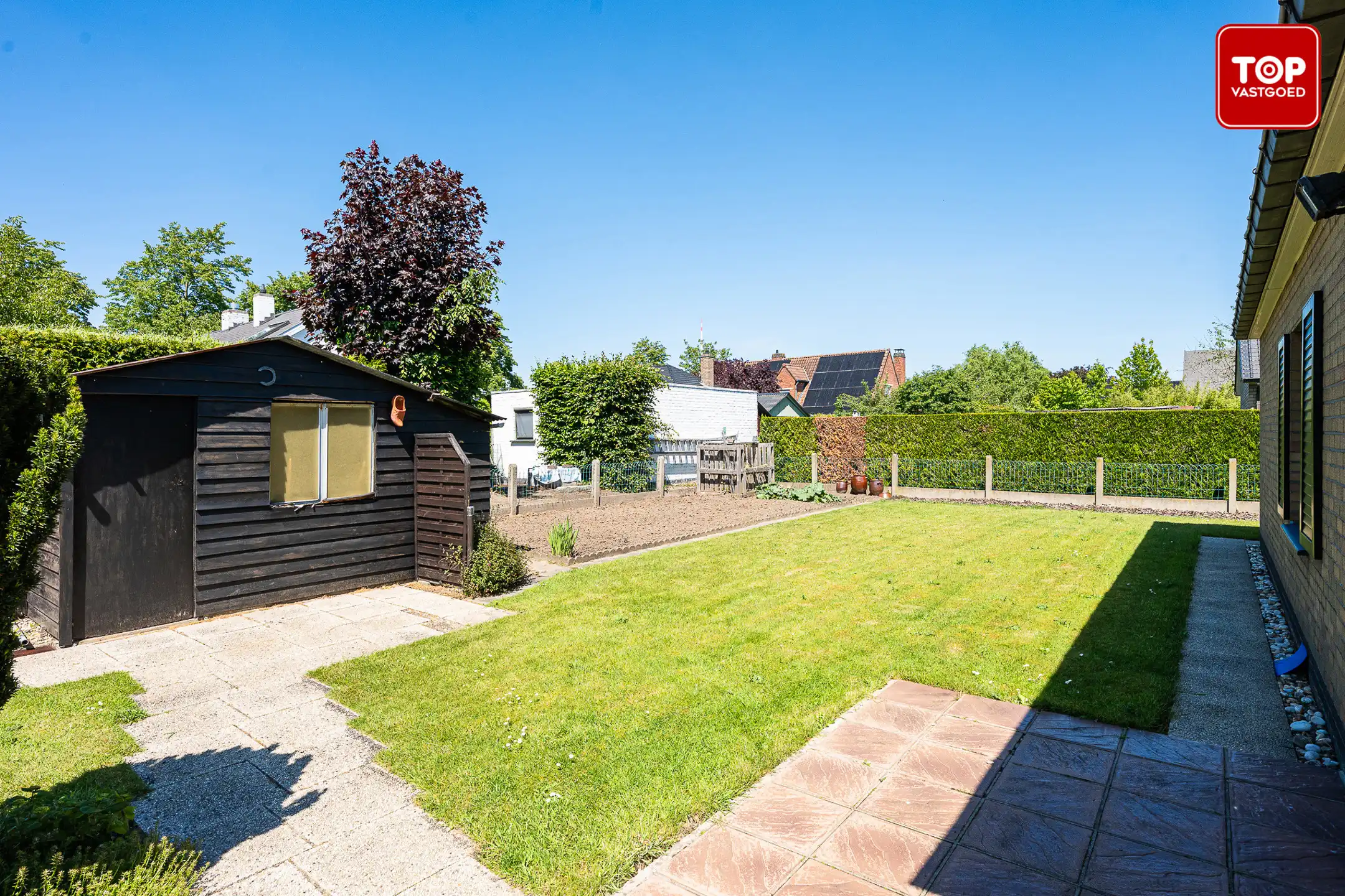 Op te frissen bungalow met 3 ruime slaapkamers en een zonnige tuin van circa 500 m² foto 20