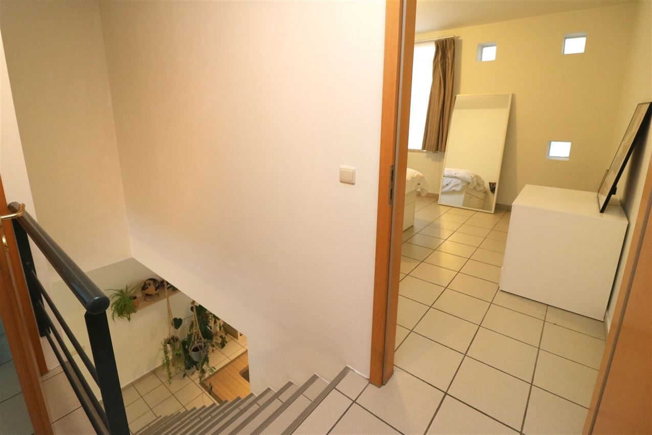 Centrale, zeer gezellige stadswoning met 2 slpk. en koer foto 17