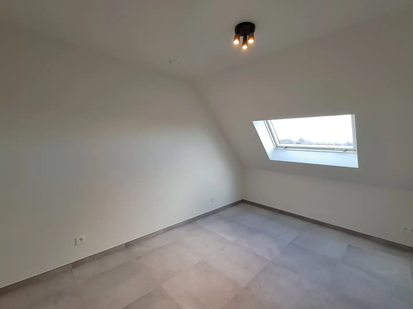 Ruim nieuwbouwappartement te Sijsele! foto 15