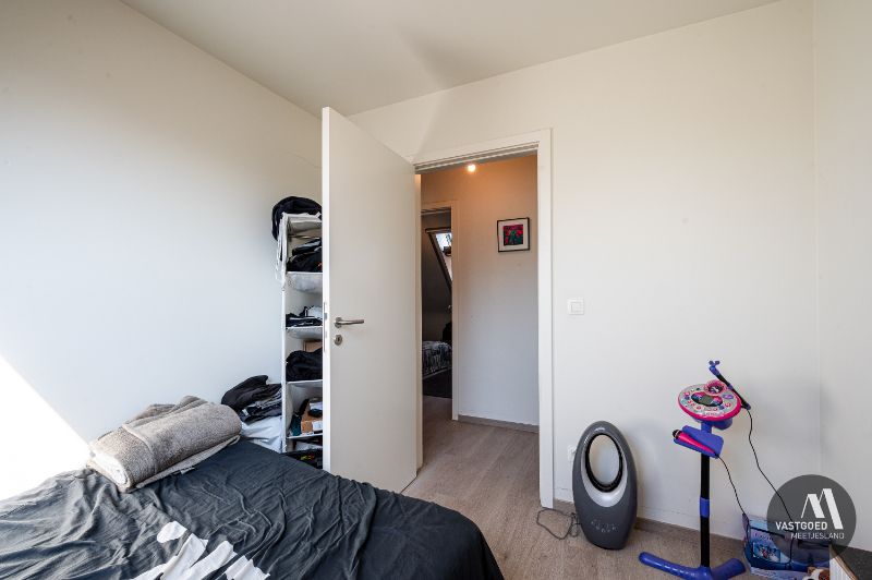 Recente eigendom met de voordelen van een huis en een appartement! foto 14