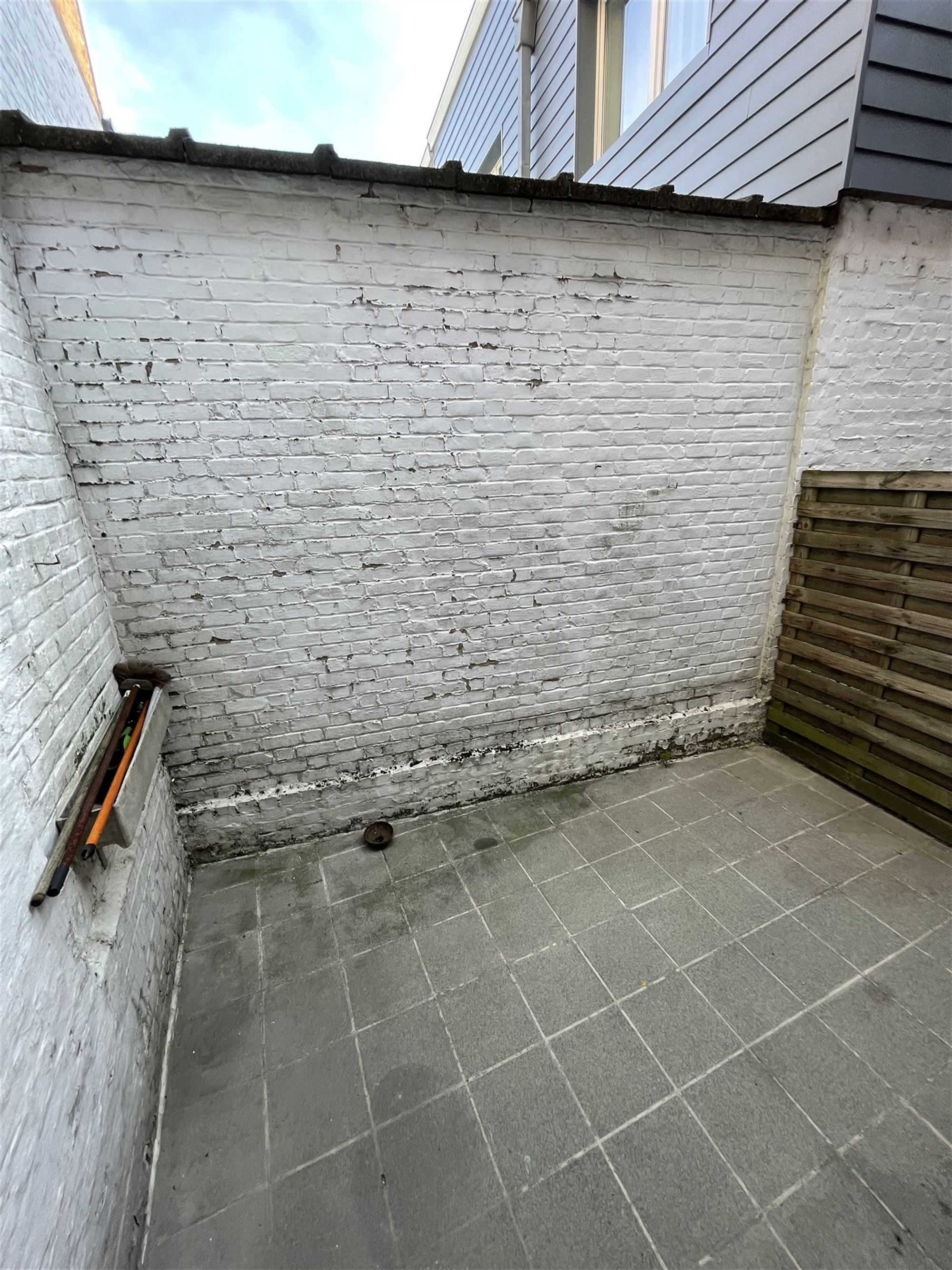 Woonhuis met terras en garage foto 21
