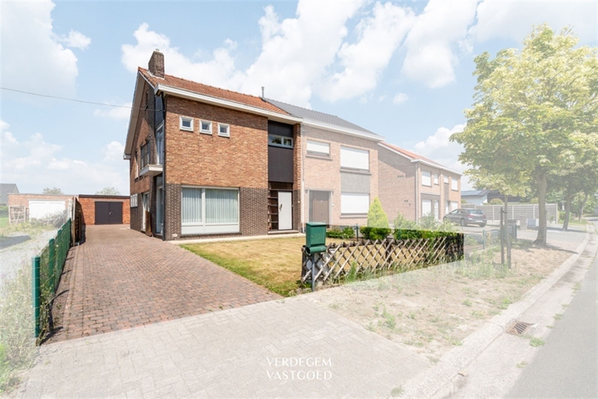 Jaren '60 woning met 4 slaapkamers, garage en leuke tuin foto 20