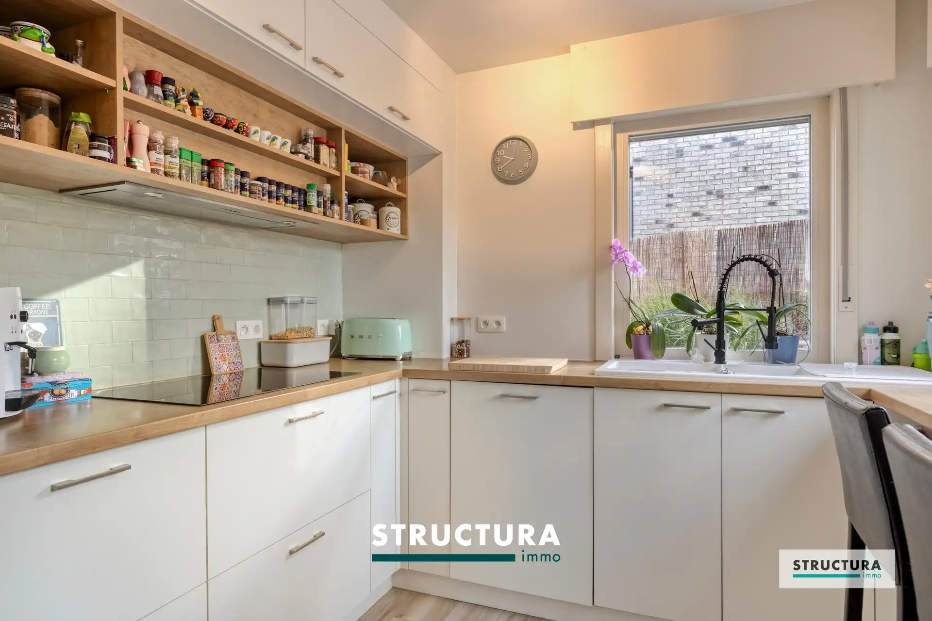 Volledig gerenoveerde woning op rustige ligging omgeven door groen! foto 11