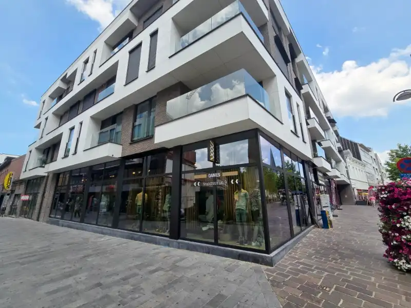 Handelspand te huur foto 2