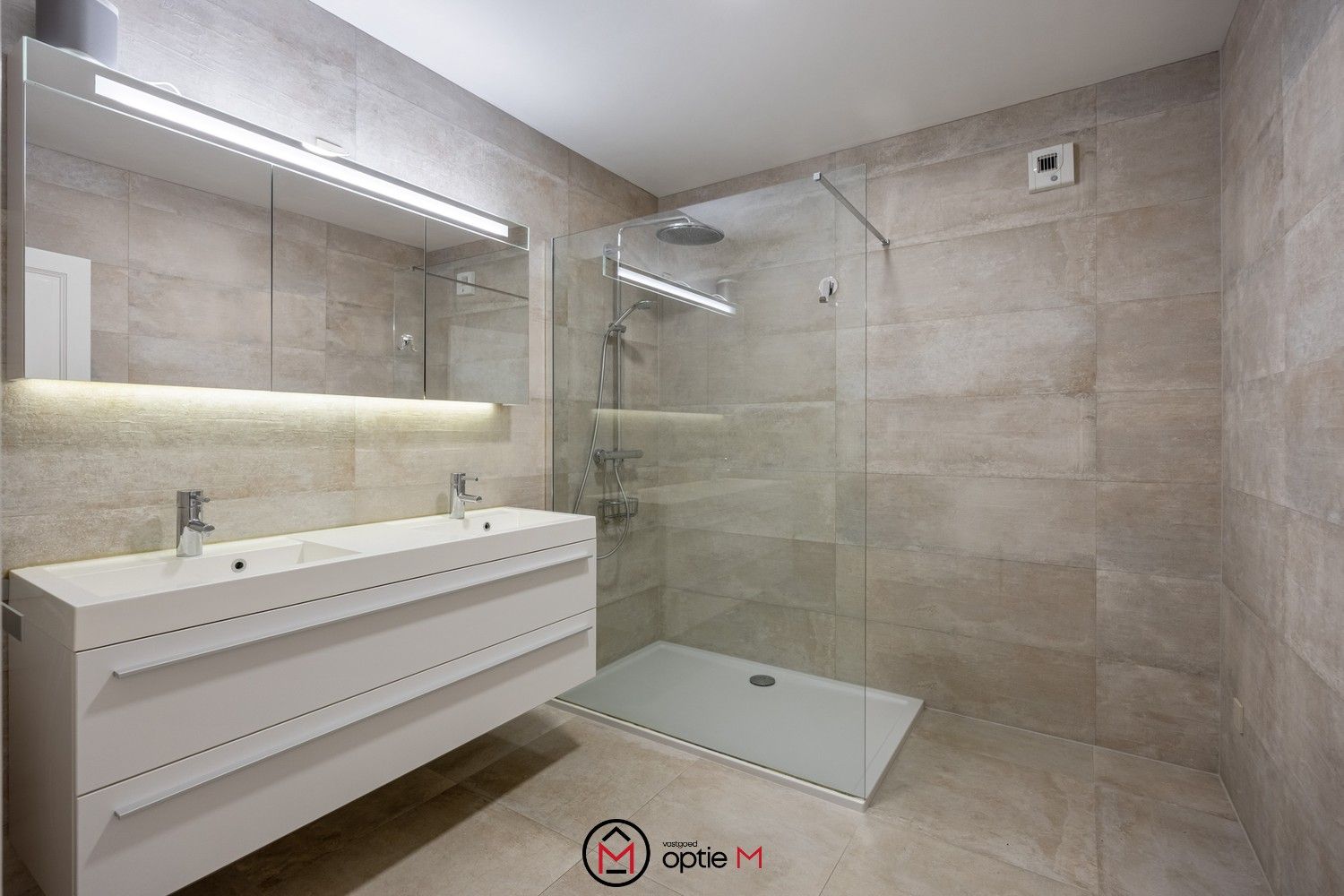 MEDITERRANE RUST IN EIGEN TUIN - CHARMANTE SPAANSE VILLA MET ZWEMBAD IN CENTRUM ZUTENDAAL TE KOOP foto 15