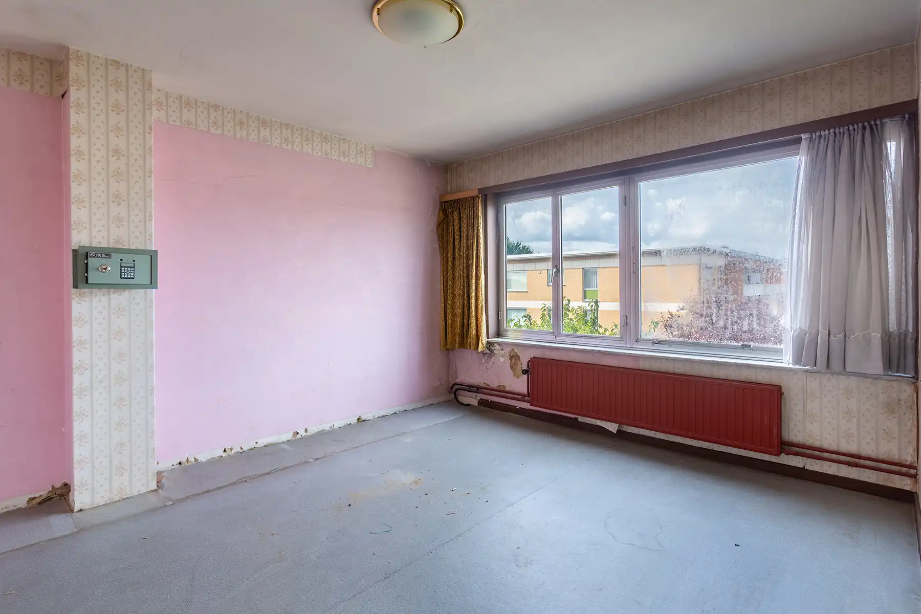 Stabroek | Bel-Etage woning met veel potentieel. foto 9