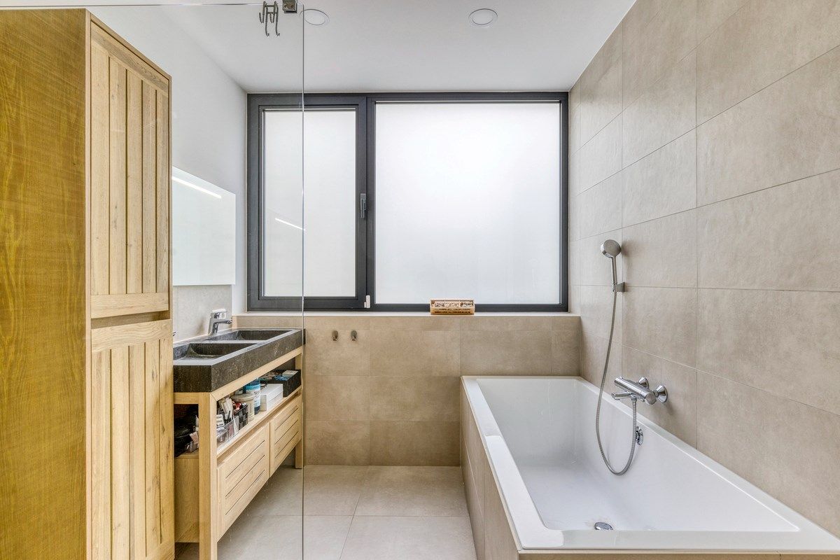 Exclusieve, energiezuinige villa op mooi perceel van ca. 21 are foto 14