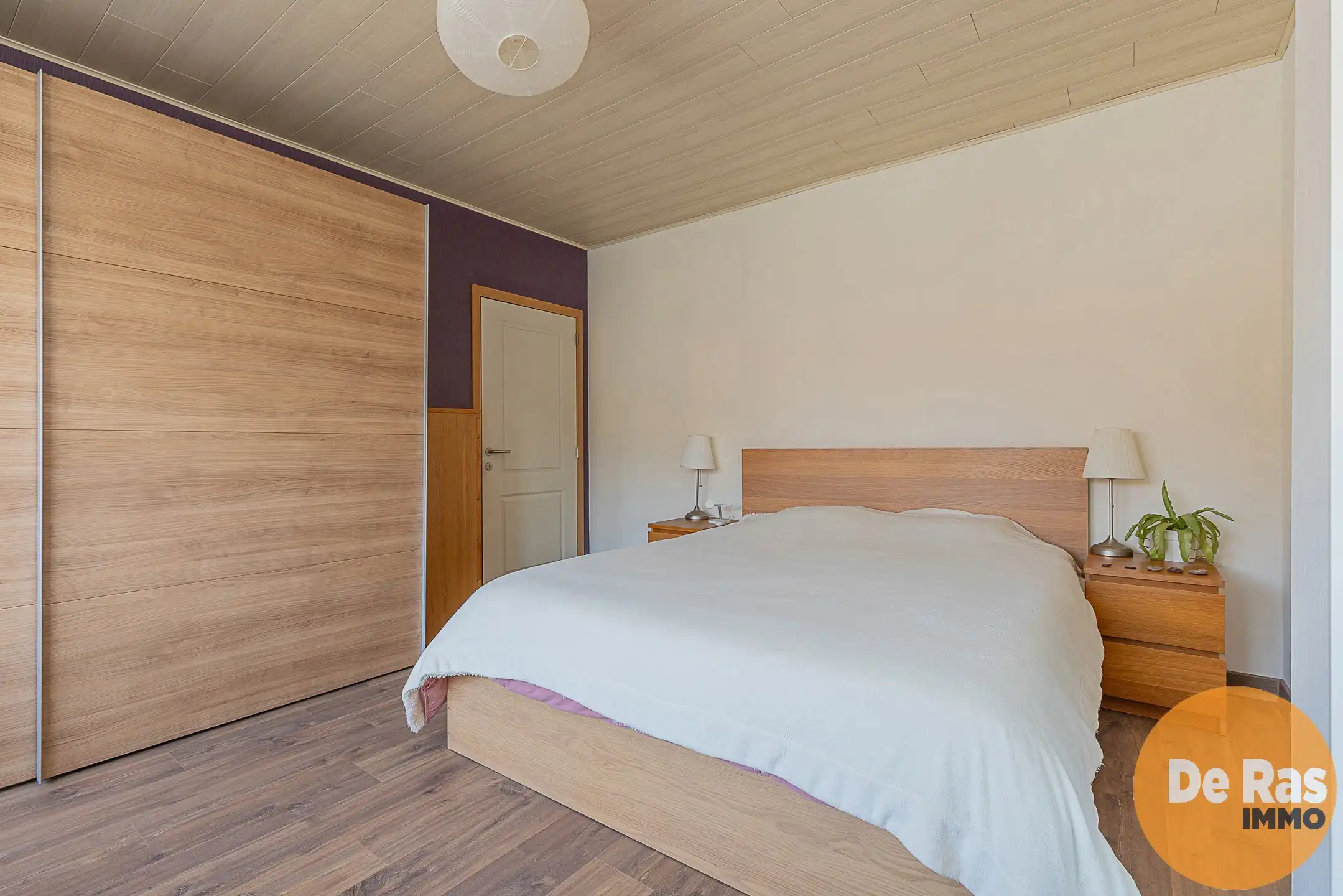 HELDERGEM - Gezellige woning met tuin, weide en stallen foto 16