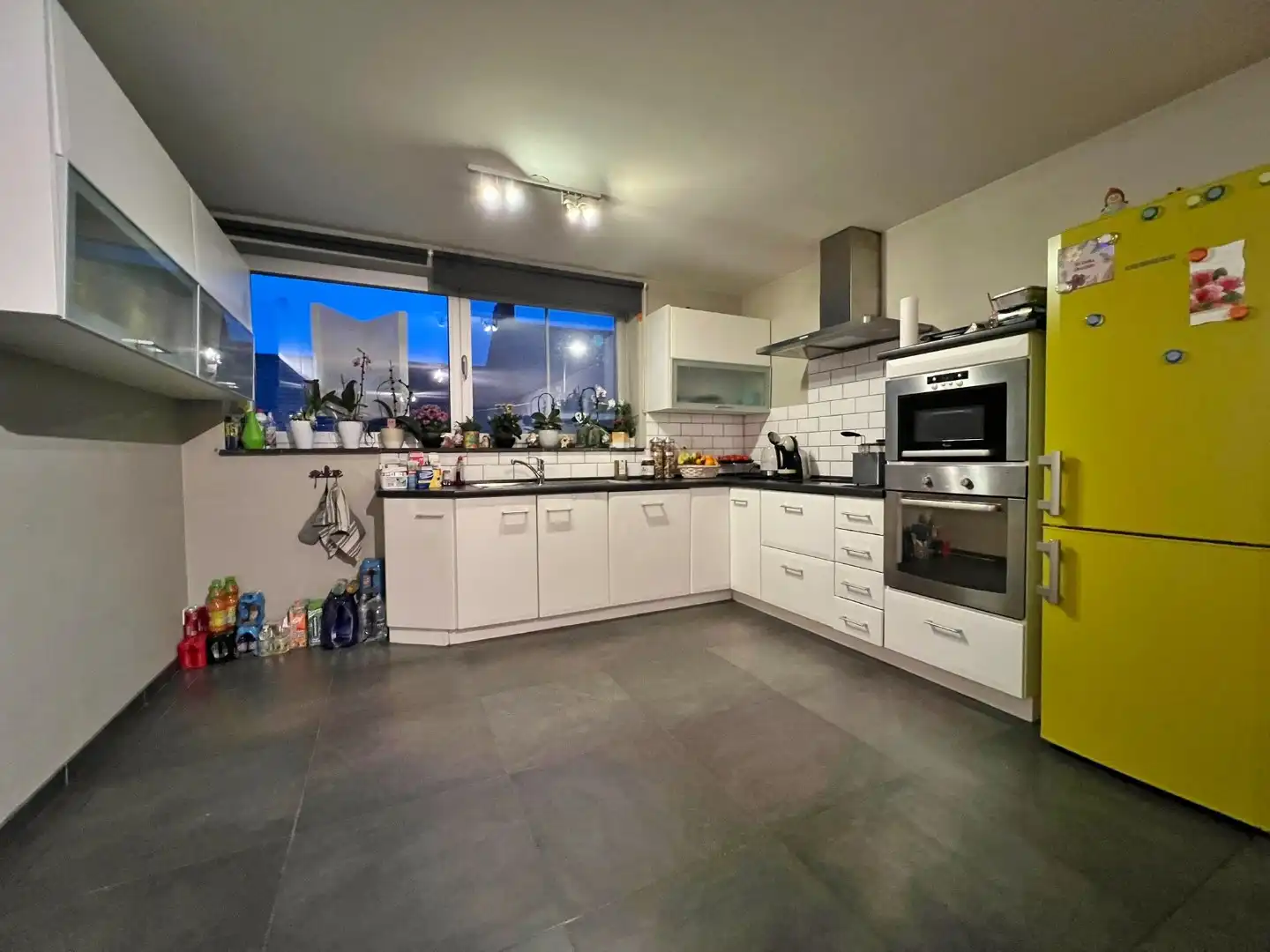 Ruim appartement met 2 slaapkamers en gezellig terras  foto 6