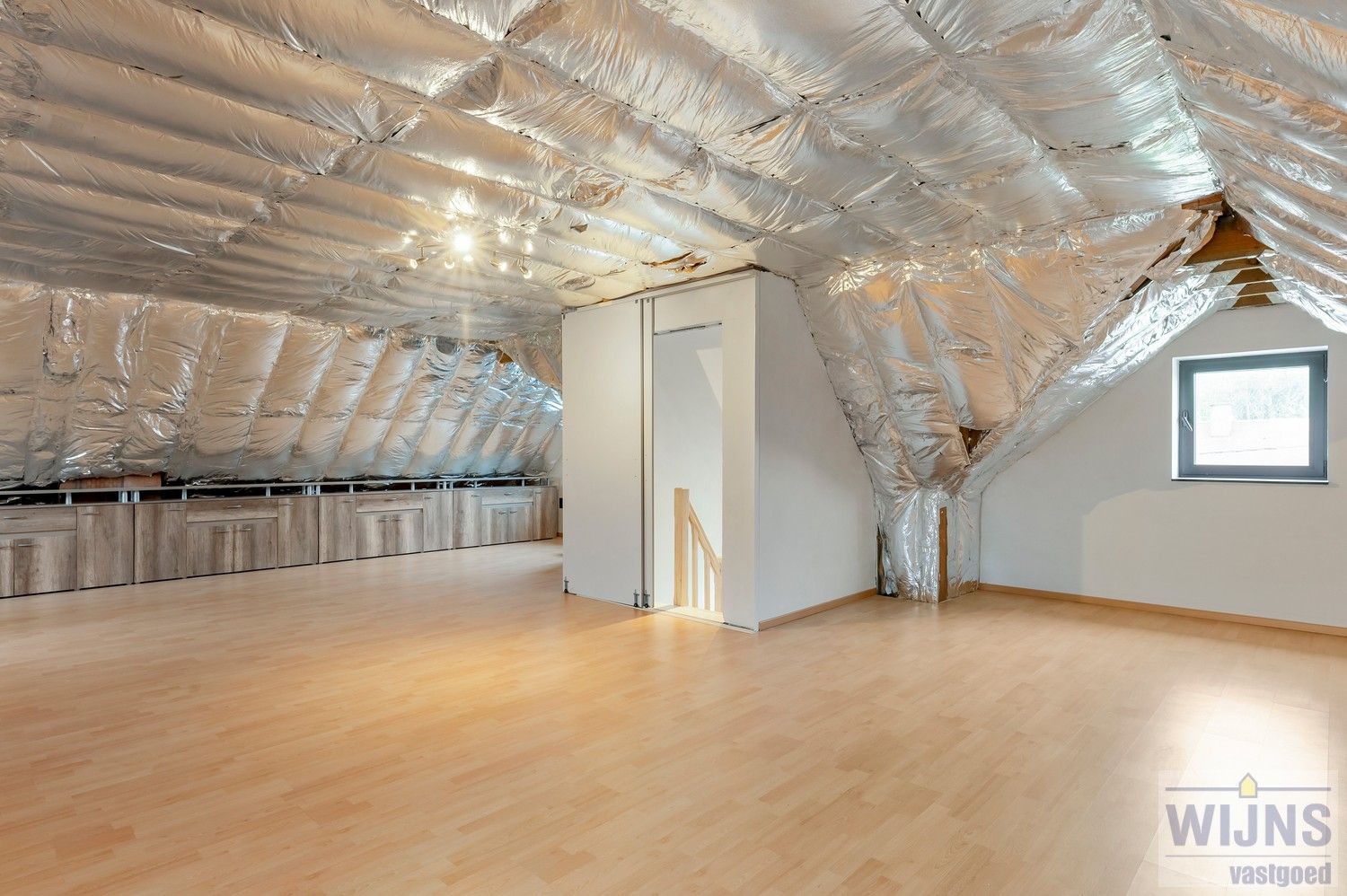 Ruime, energiezuinige woning met 3 (tot 5) grote slaapkamers en prachtige tuin (perceel 1020 m²) foto 31