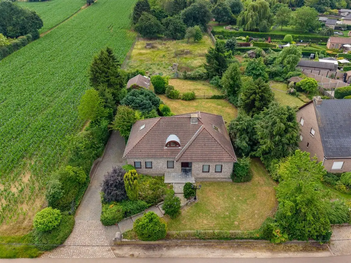 Landelijke villa op 1 hectare in Assent foto 54