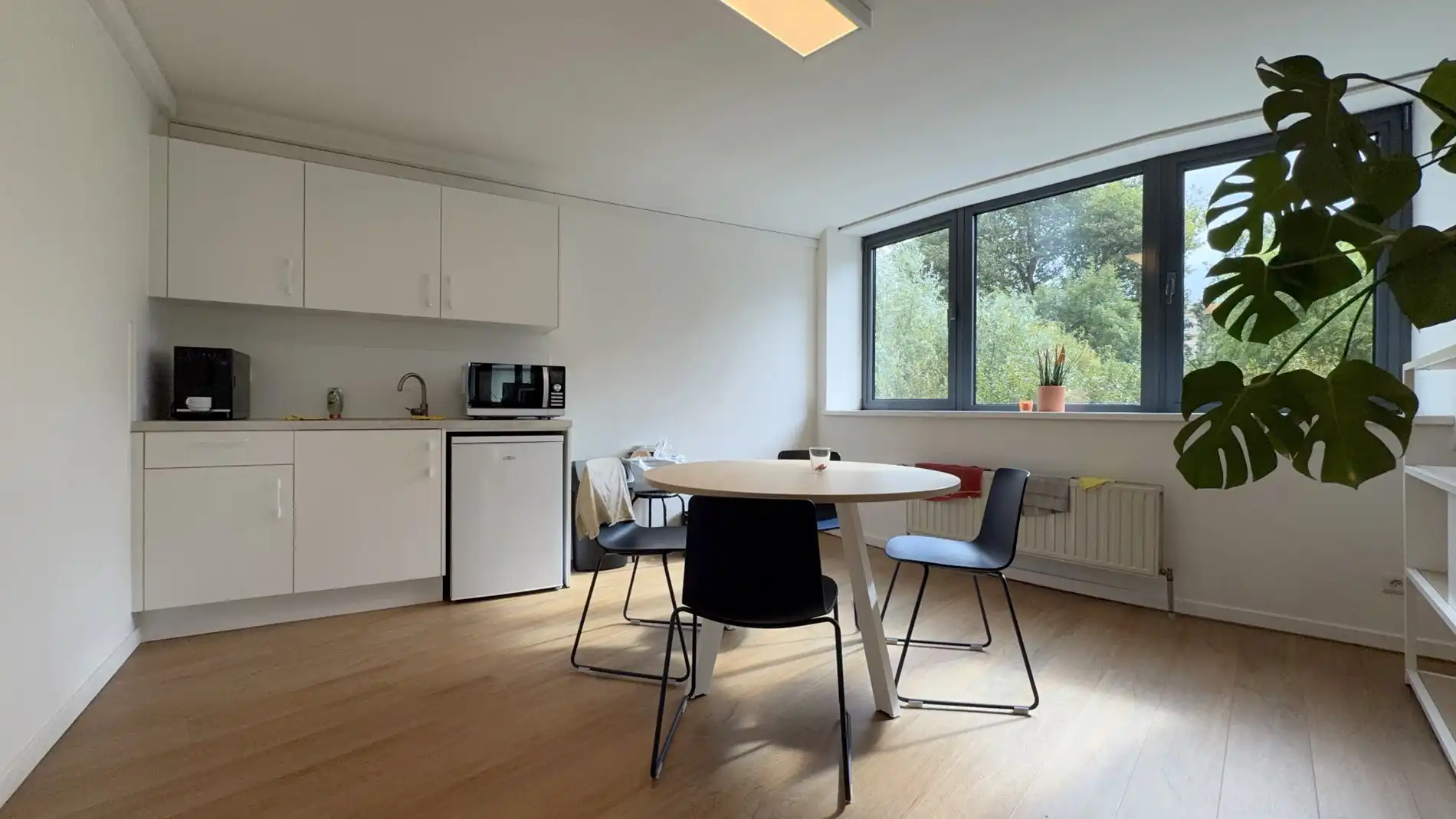 Kantoorruimte te huur op zichtlocatie aan N60 in Gent foto 5