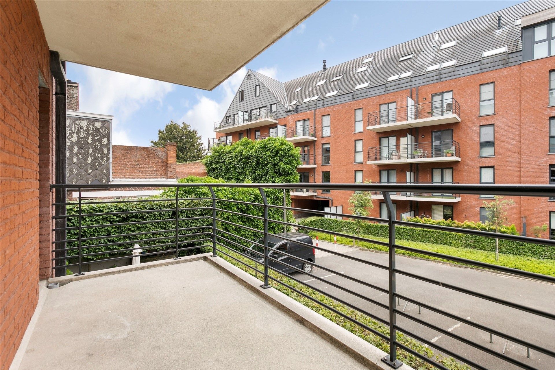Gunstig gelegen lichtrijk energiezuinig 2 slaapkamer appartement met staanplaats foto 9