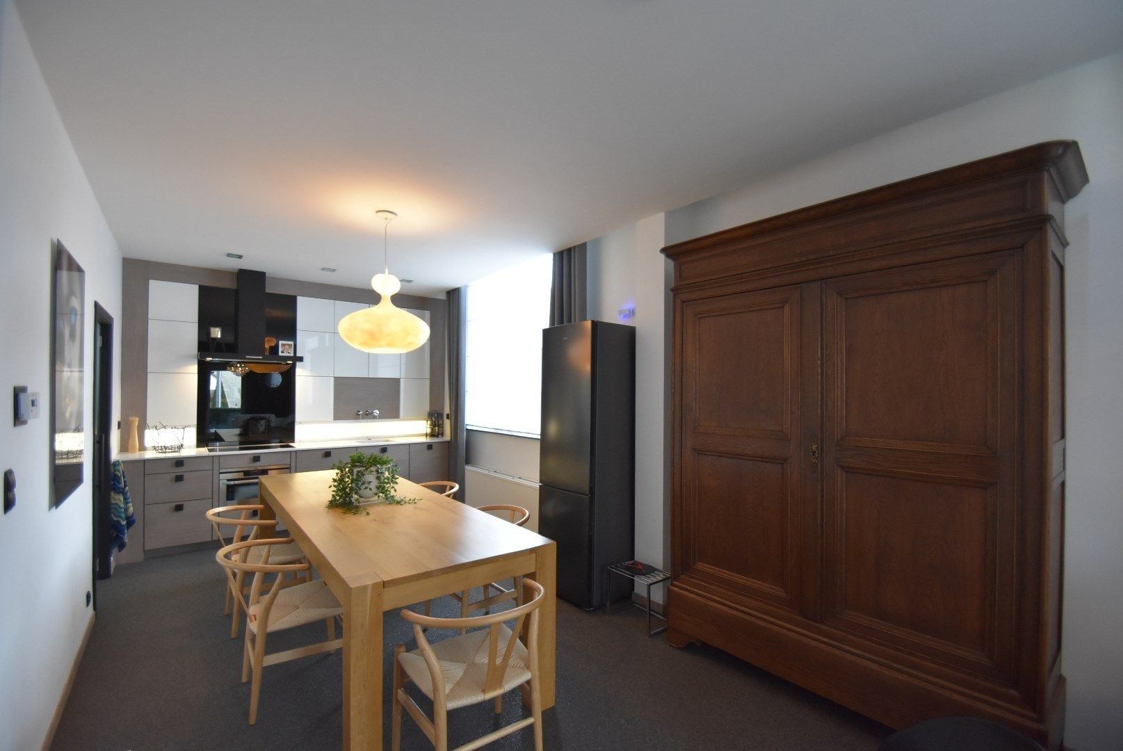 Knap gelijkvloersappartement met ruim terras en carport  foto 7