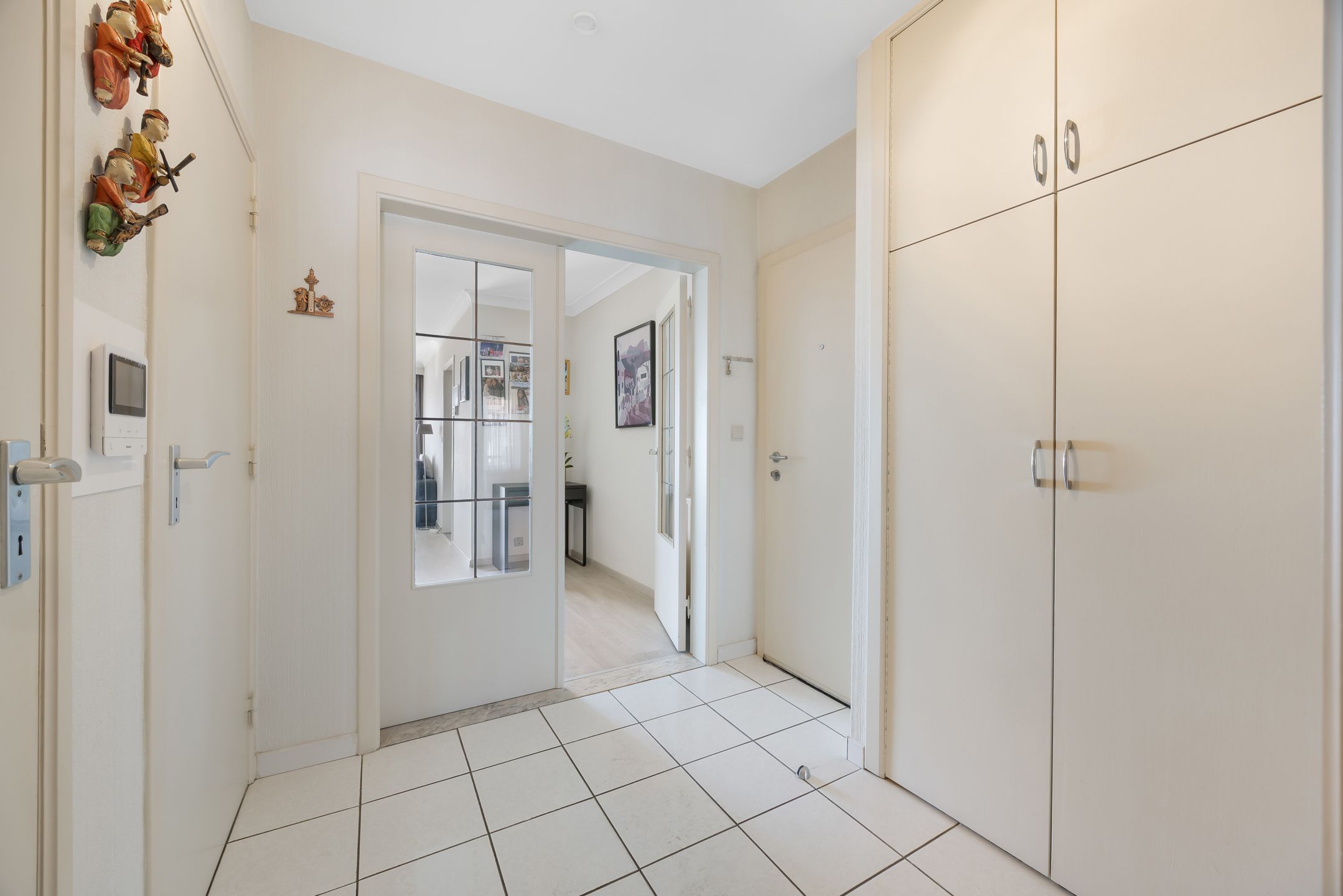 Goed gelegen appartement met 2 slaapkamers en 2 terrassen. foto 11