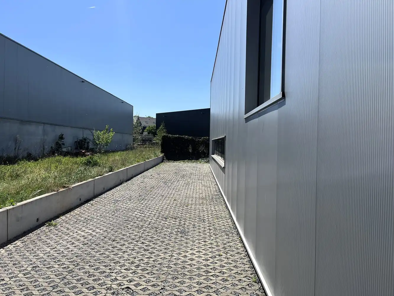 660m² bedrijfshal incl. kantoren foto 17