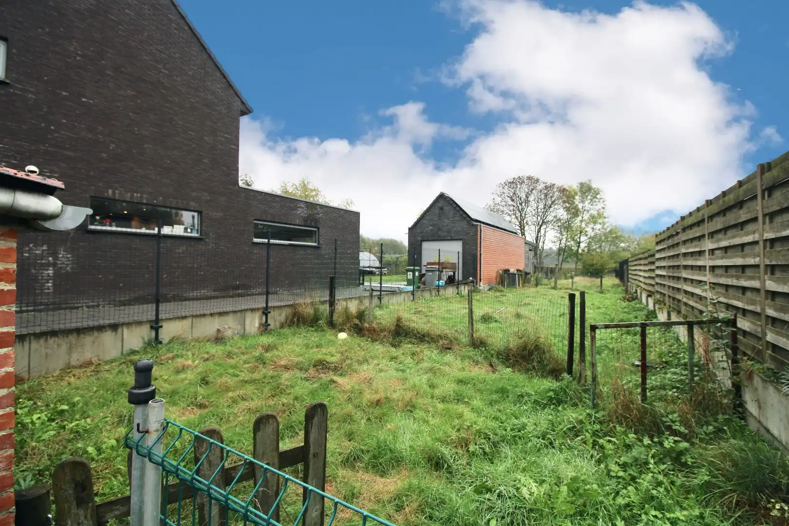 Te renoveren woonst met bouwplannen te Stekene! foto 8