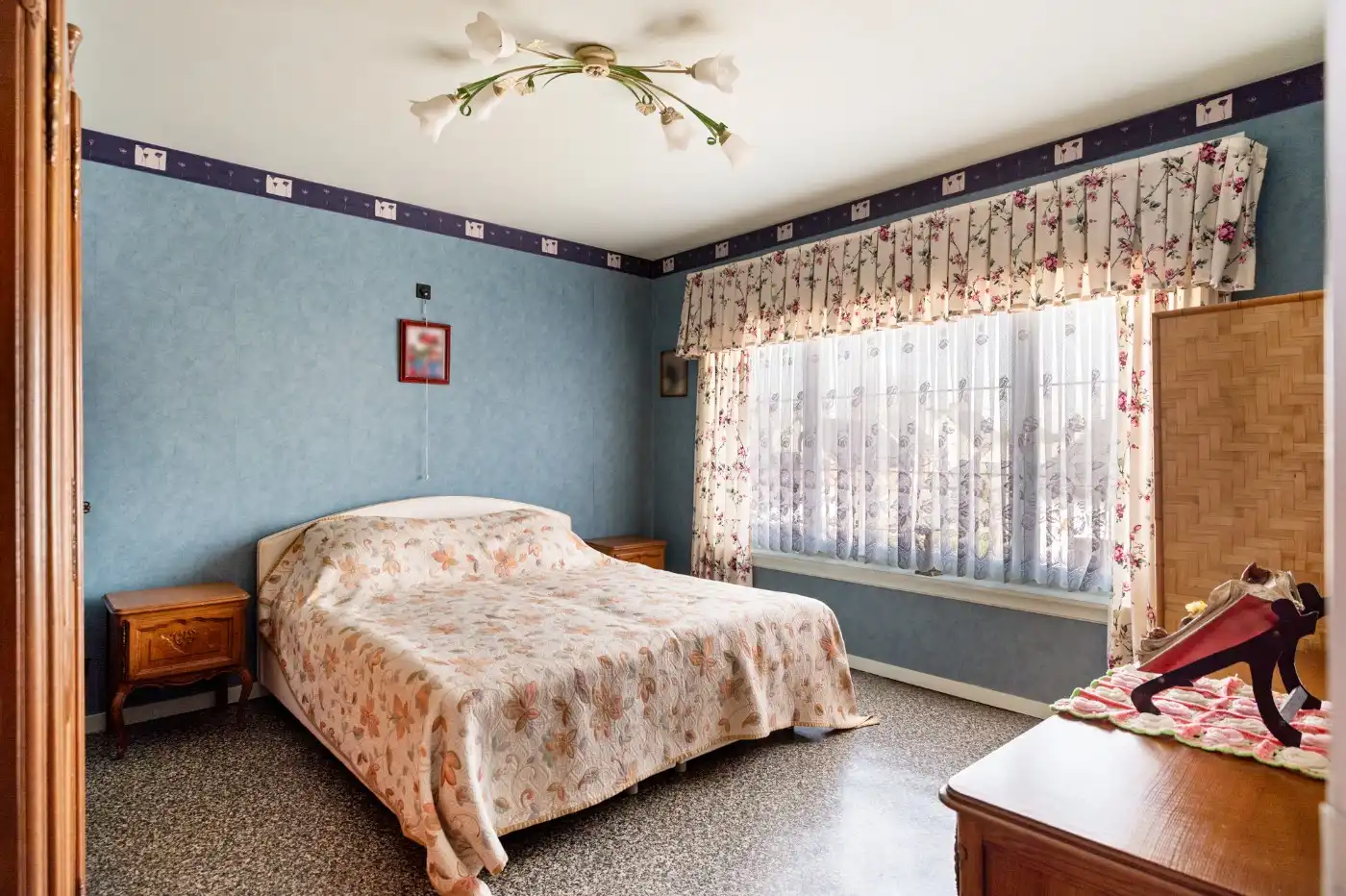 Vrijstaande, te renoveren woning met 3 à 4 slpk., garage en zuid-tuin foto 20