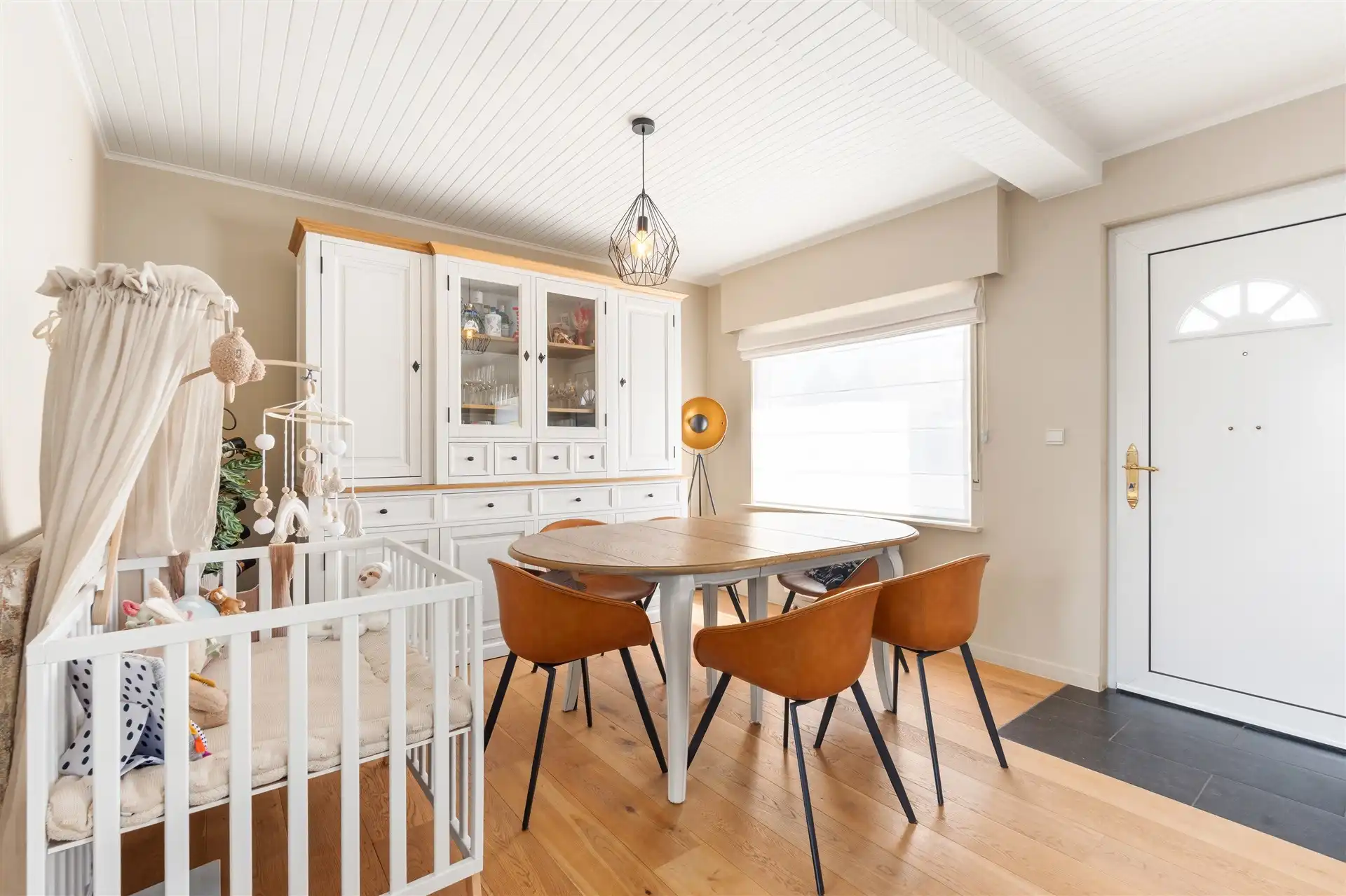 Instapklare woning met 3 slaapkamers op 717 m² in Lede foto 3