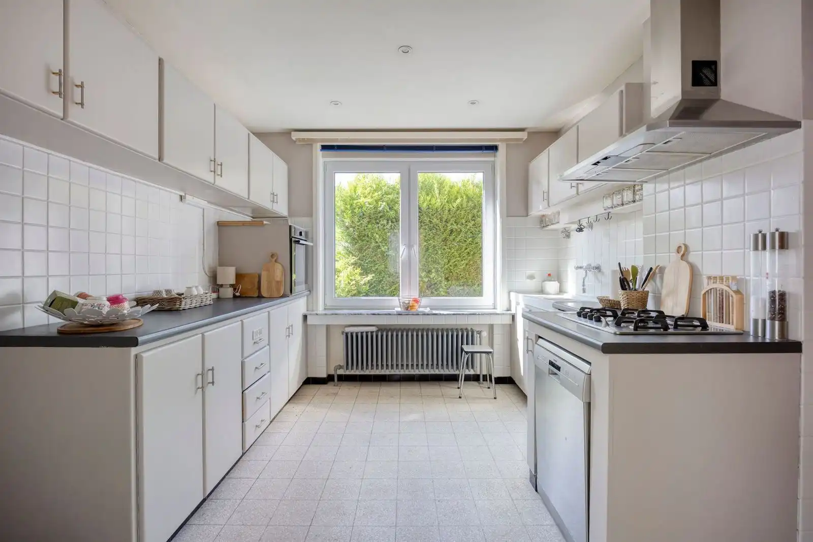 Ruime villa (230m²) met 3 slaapkamers + bureau op 6a 38ca foto 13