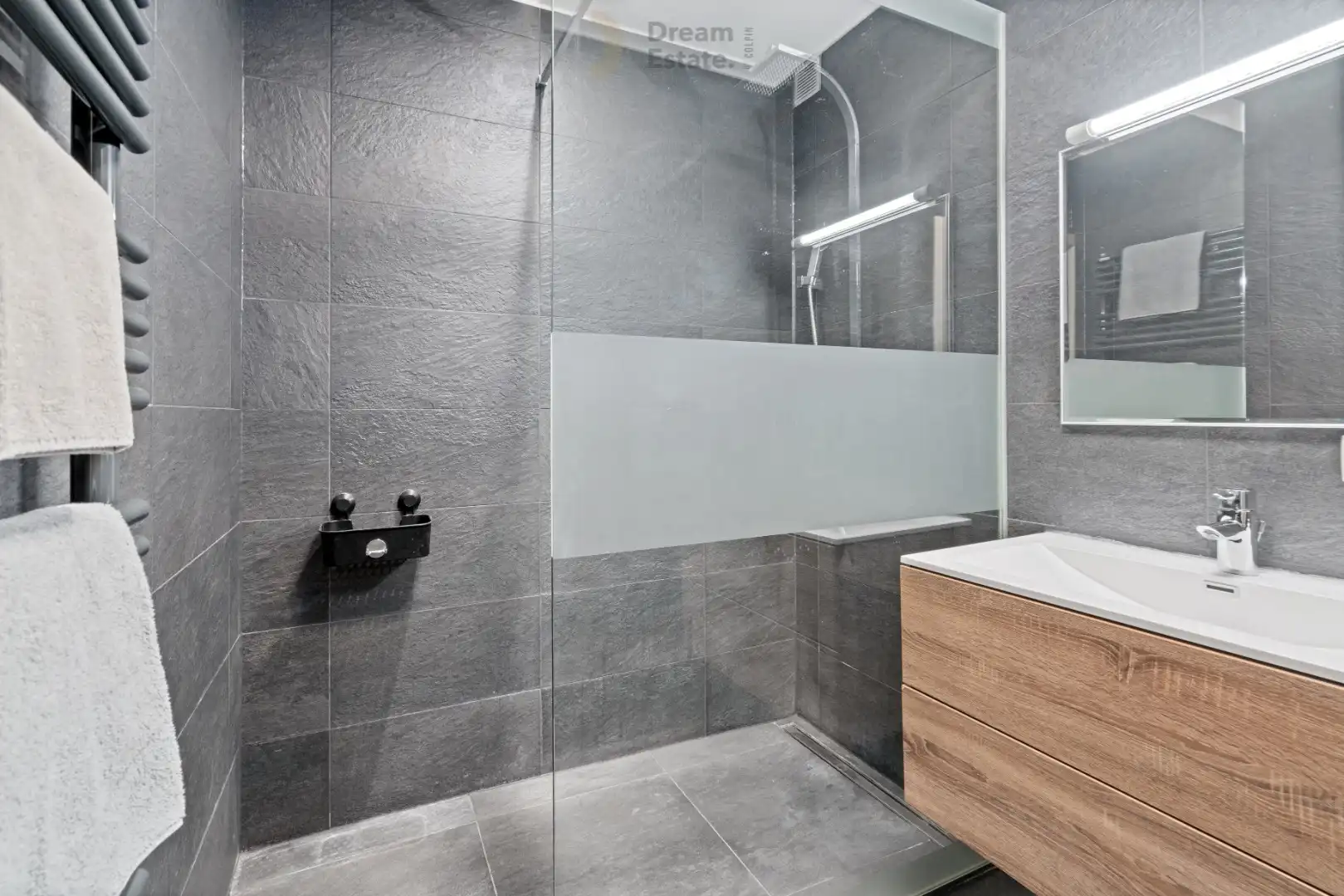 Instapklaar appartement vlakbij de jachthaven. foto 7