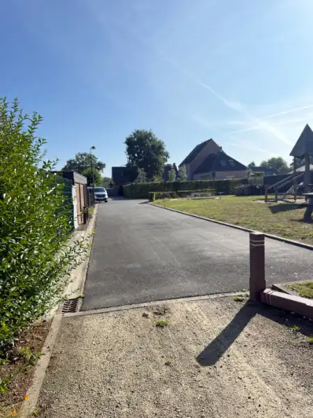 Te renoveren rijwoning met uitgang achteraan! foto 11
