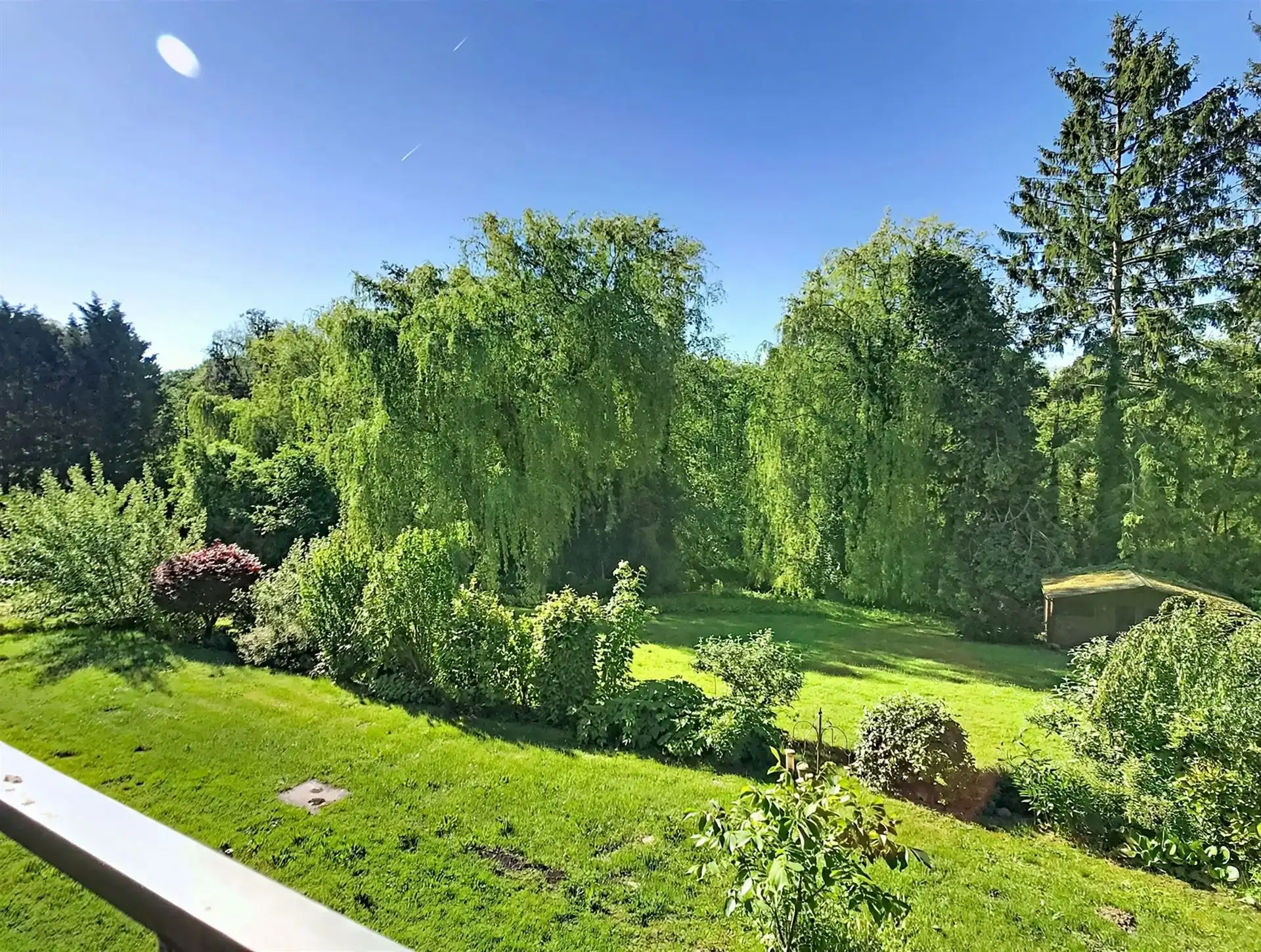 Villa met 3 slpk., bureau en groot perceel foto 17