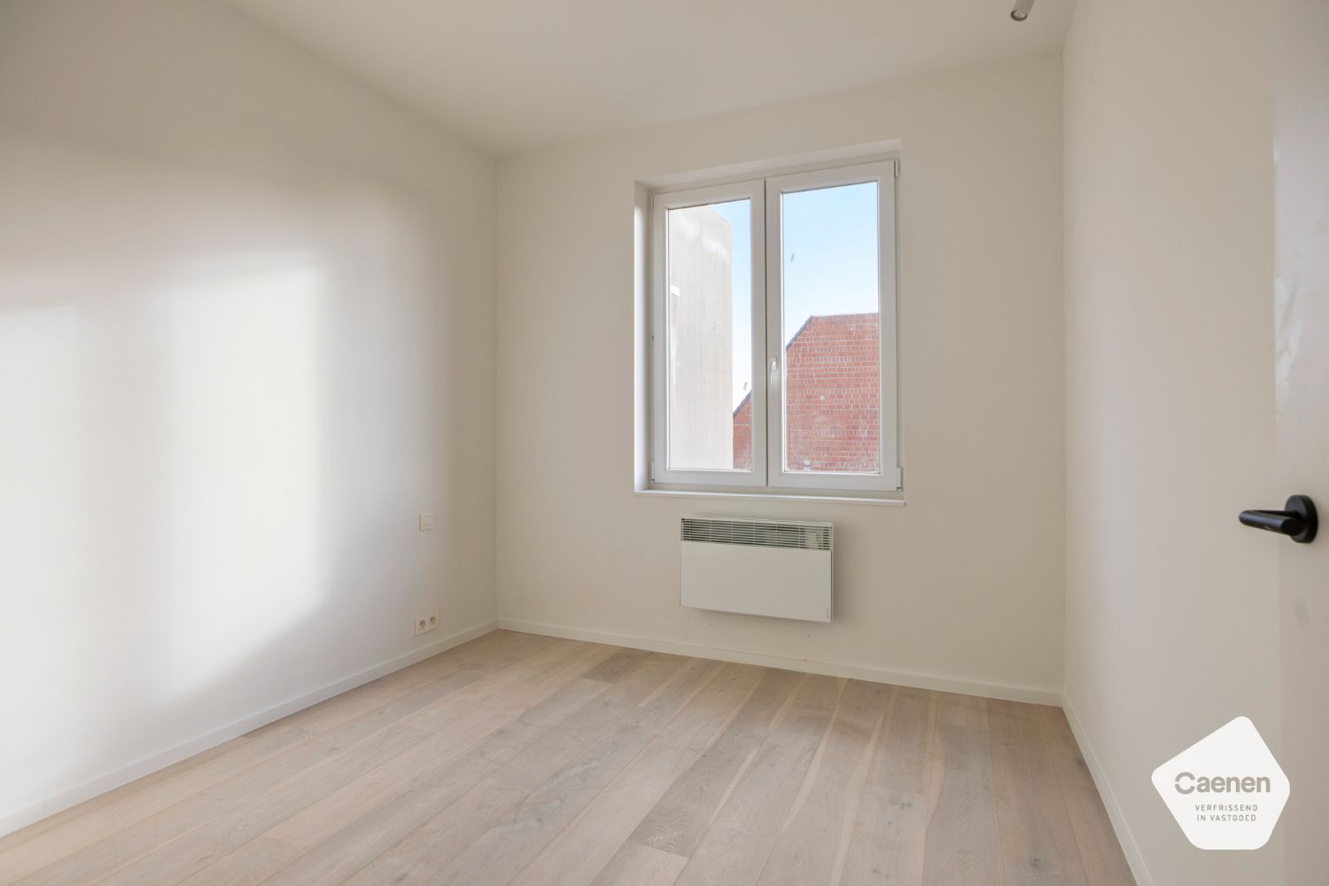 Prachtig totaal gerenoveerd appartement met frontaal zeezicht in De Panne foto 14