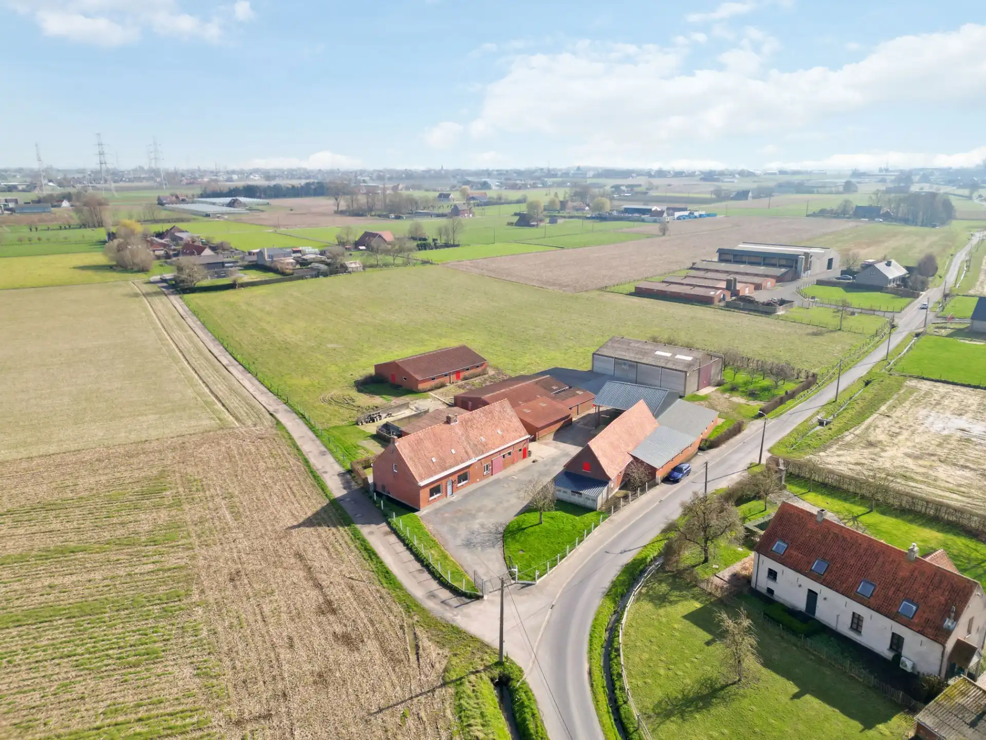 Hoofdfoto van de publicatie: Boerderij op 22&nbsp;277 m² in Lendelde