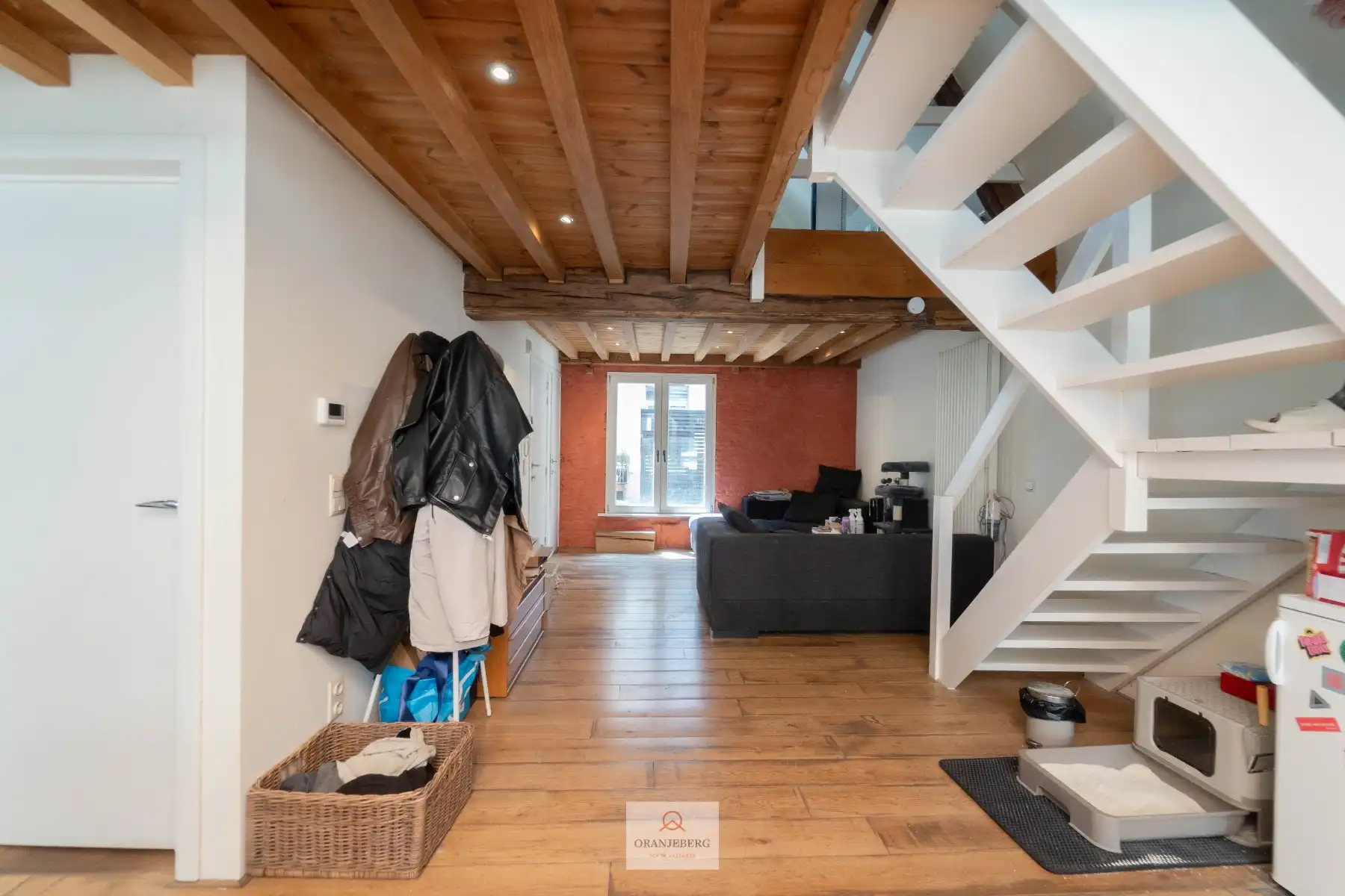 Charmant duplex appartement met ruim terras op toplocatie in het centrum foto 5