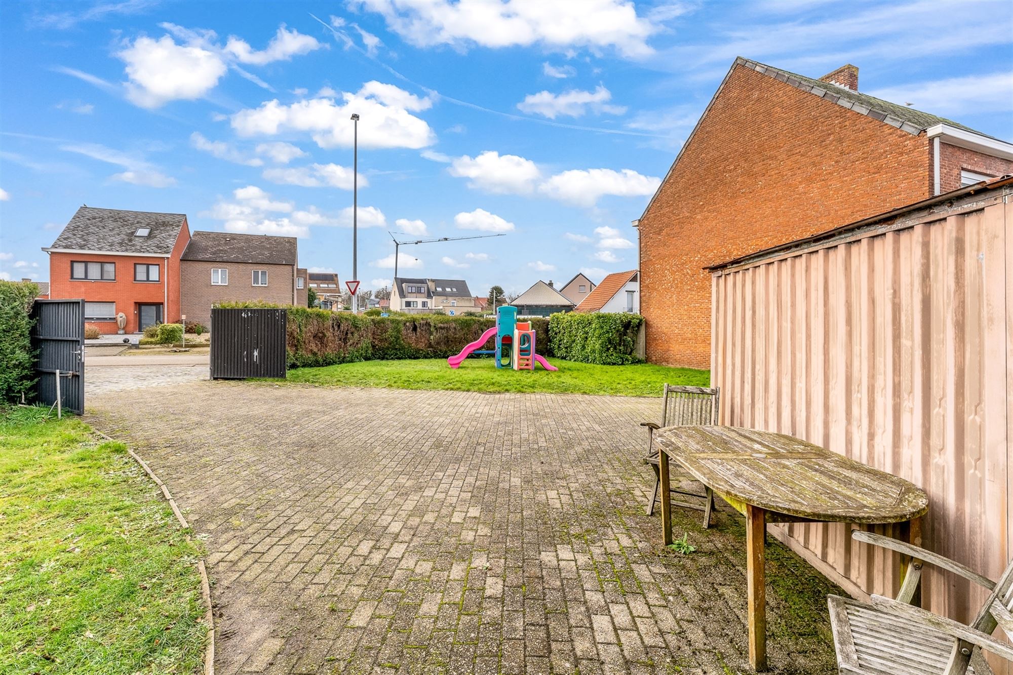 PROJECTGROND VAN 2 WONINGEN EN 3 APPARTEMENTEN foto 4