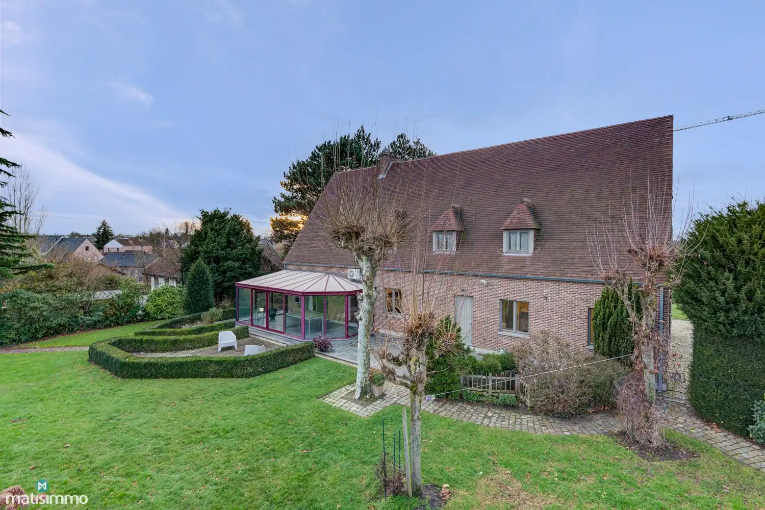 RIANTE VILLA MET CHARMANTE UITSTRALING ALS LANDHUIS OP ZEER RUIM PERCEEL IN WELLEN foto 48