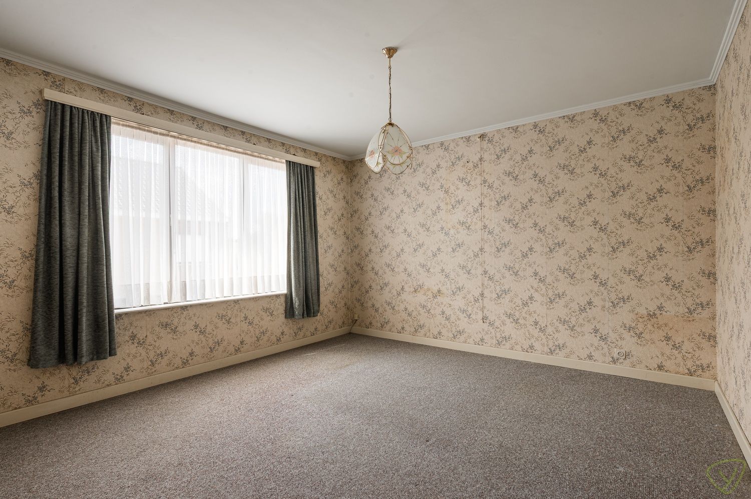 Te renoveren gezinswoning met zonnige tuin op rustige locatie foto 11