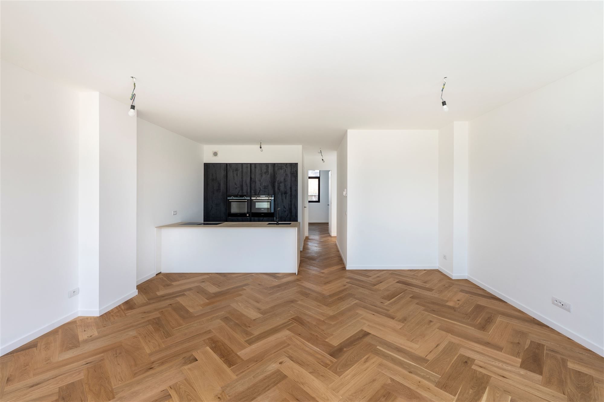 Gerenoveerde penthouse met ruim terras foto 6