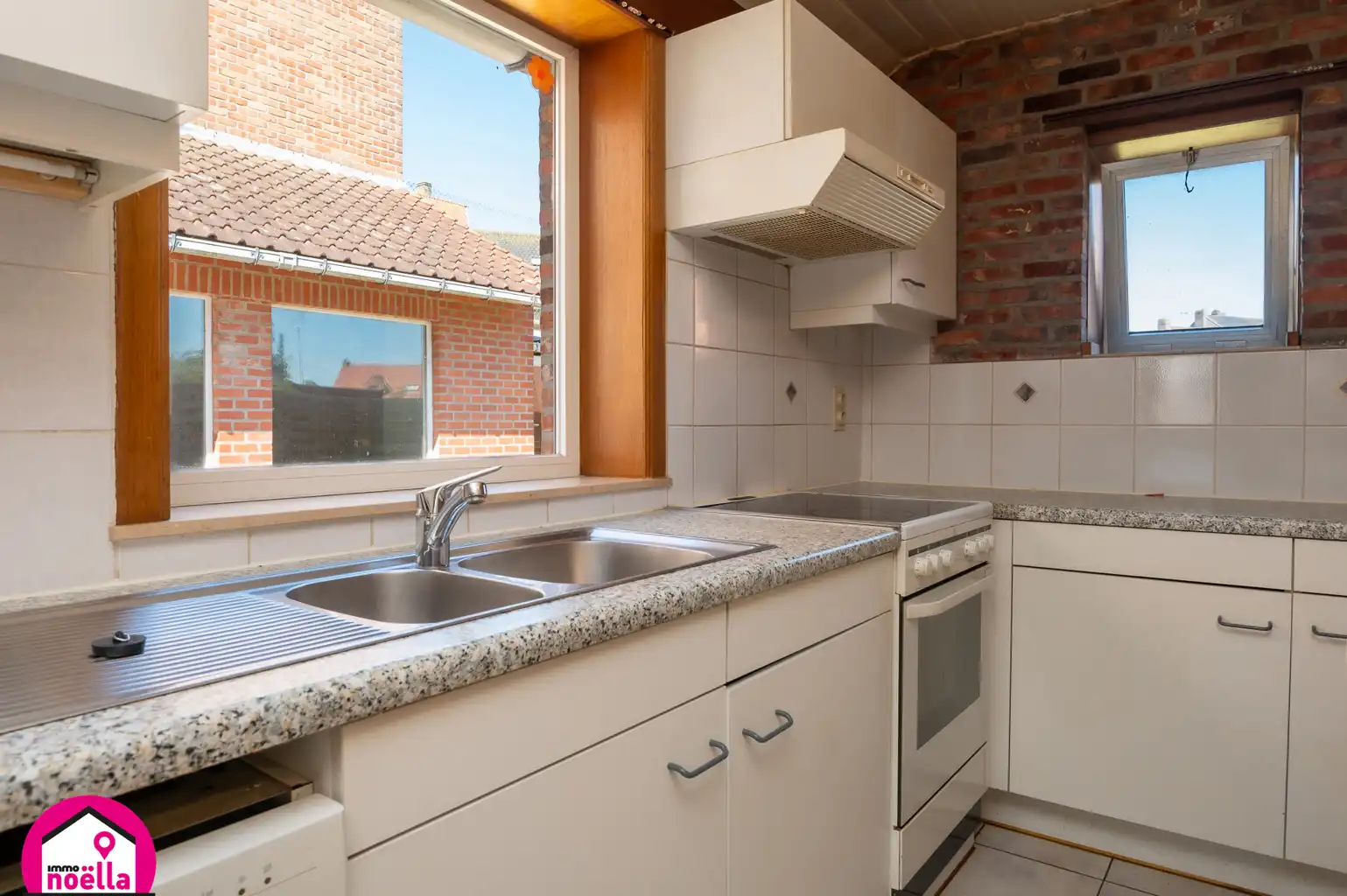Te koop: te renoveren rijwoning op toplocatie foto 13