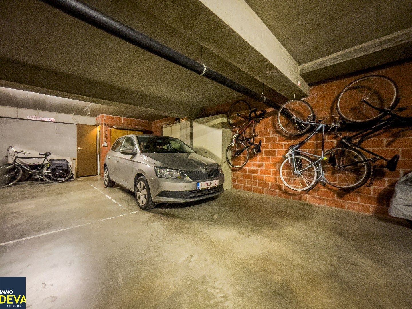 Zeer goed onderhouden zuidgericht appartement, centraal gelegen dichtbij het strand en de winkels. Parking mogelijk. foto 18