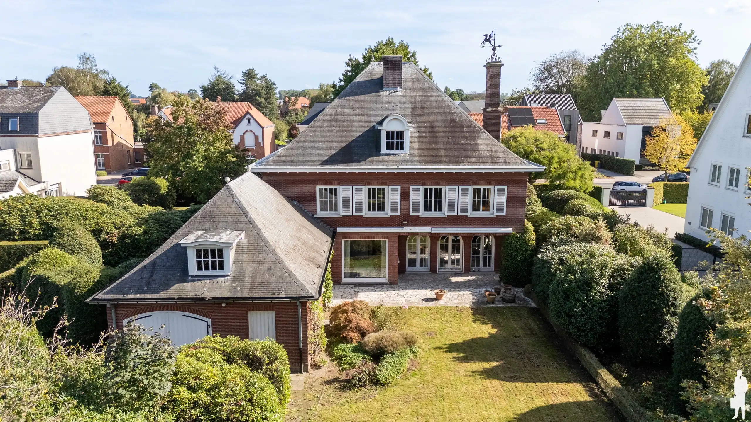 Unieke, statige villa met mooie parktuin nabij het centrum van Hoogstraten gelegen foto 41
