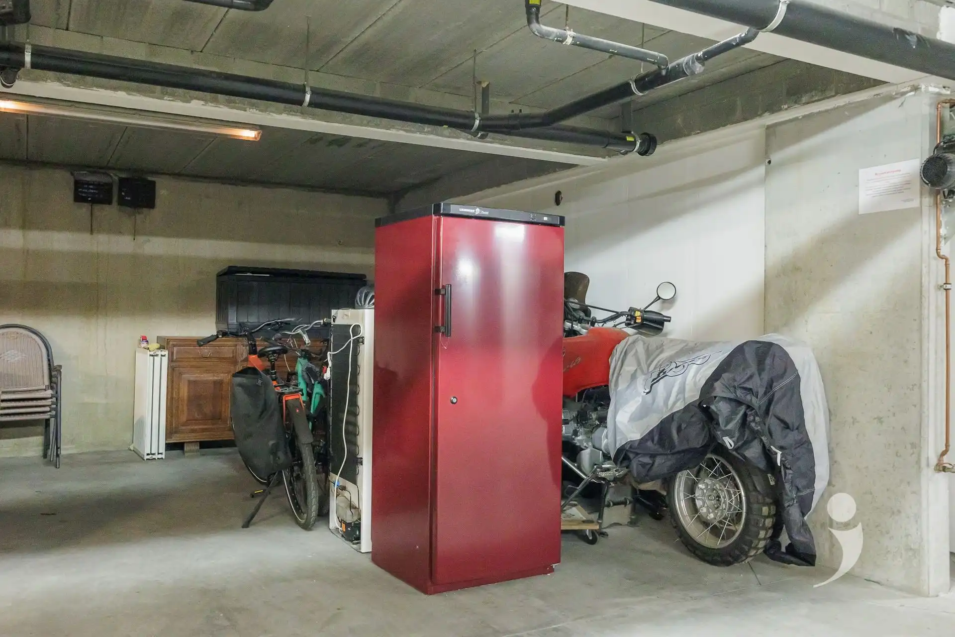 Ruim appartement met groot terras en 2 slaapkamers foto 24