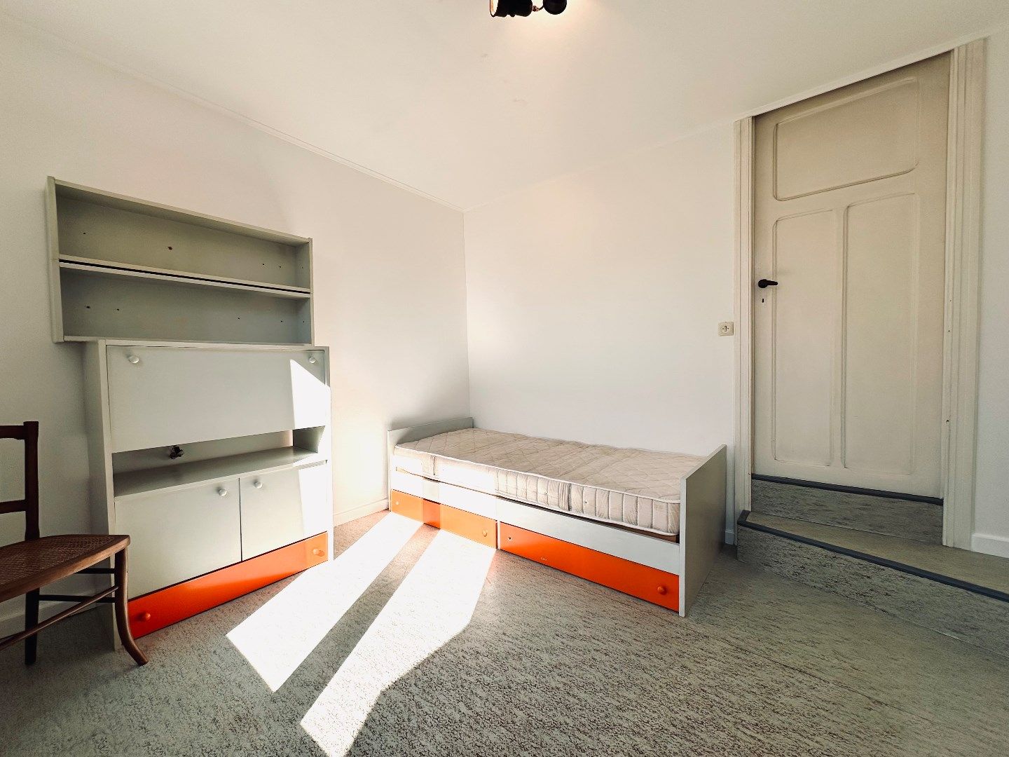 Ruime woning met grote tuin en prachtig groen uitzicht in het rustige Nerem foto 23