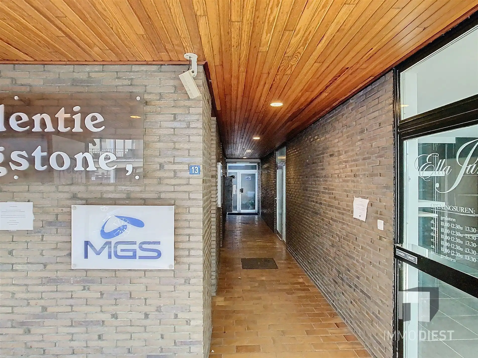 2 Handelspanden met verbinding samen 250m2 foto 14