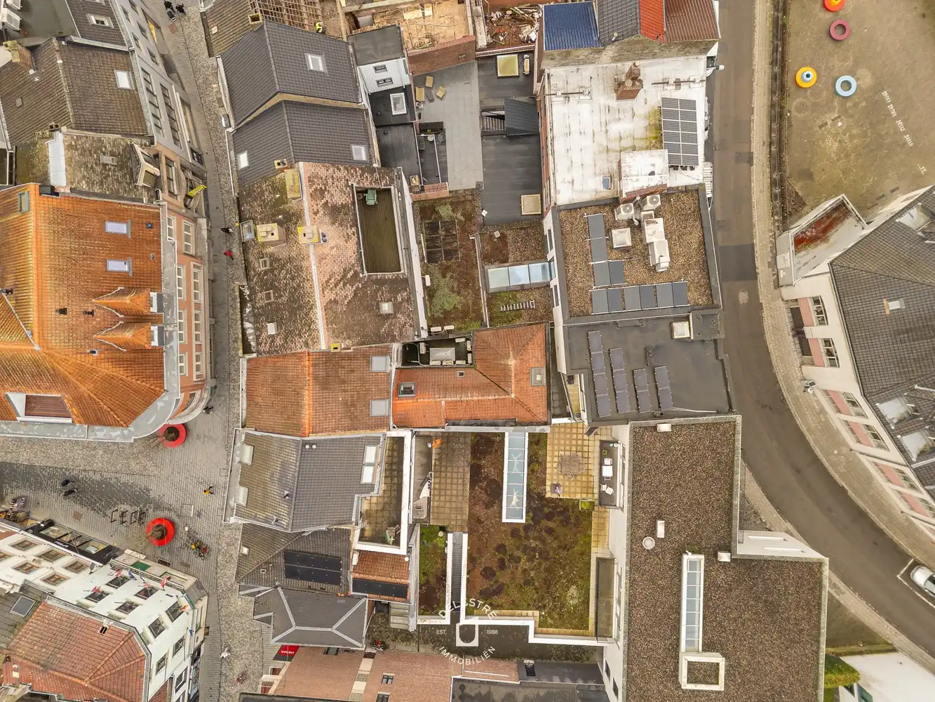 MODERN APP. MET TERRAS CENTRUM HALLE foto 15