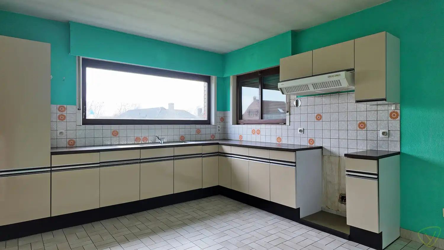 Ruime gezinswoning met grote tuin te huur in Zomergem! foto 7