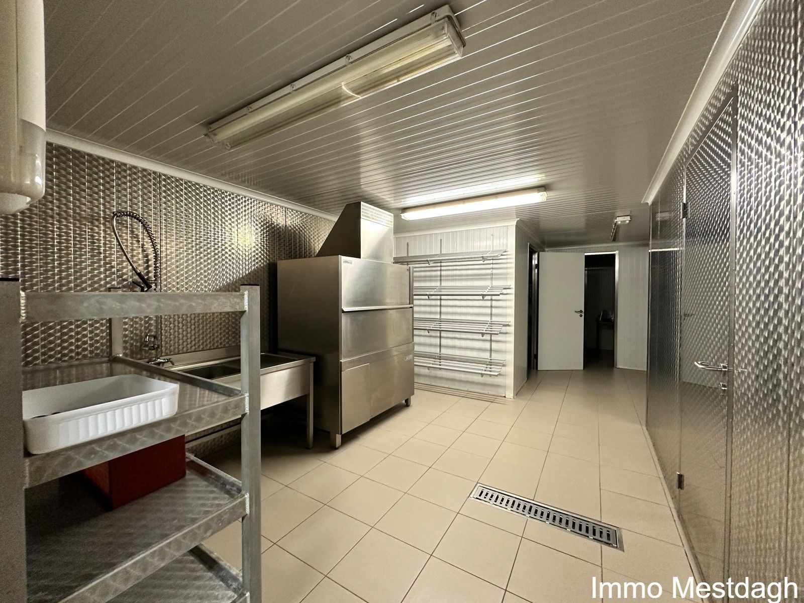 Uitzonderlijk Vastgoed in Centrum Diest: Handelshuis met Royale Triplex (577m² totaal) foto 12