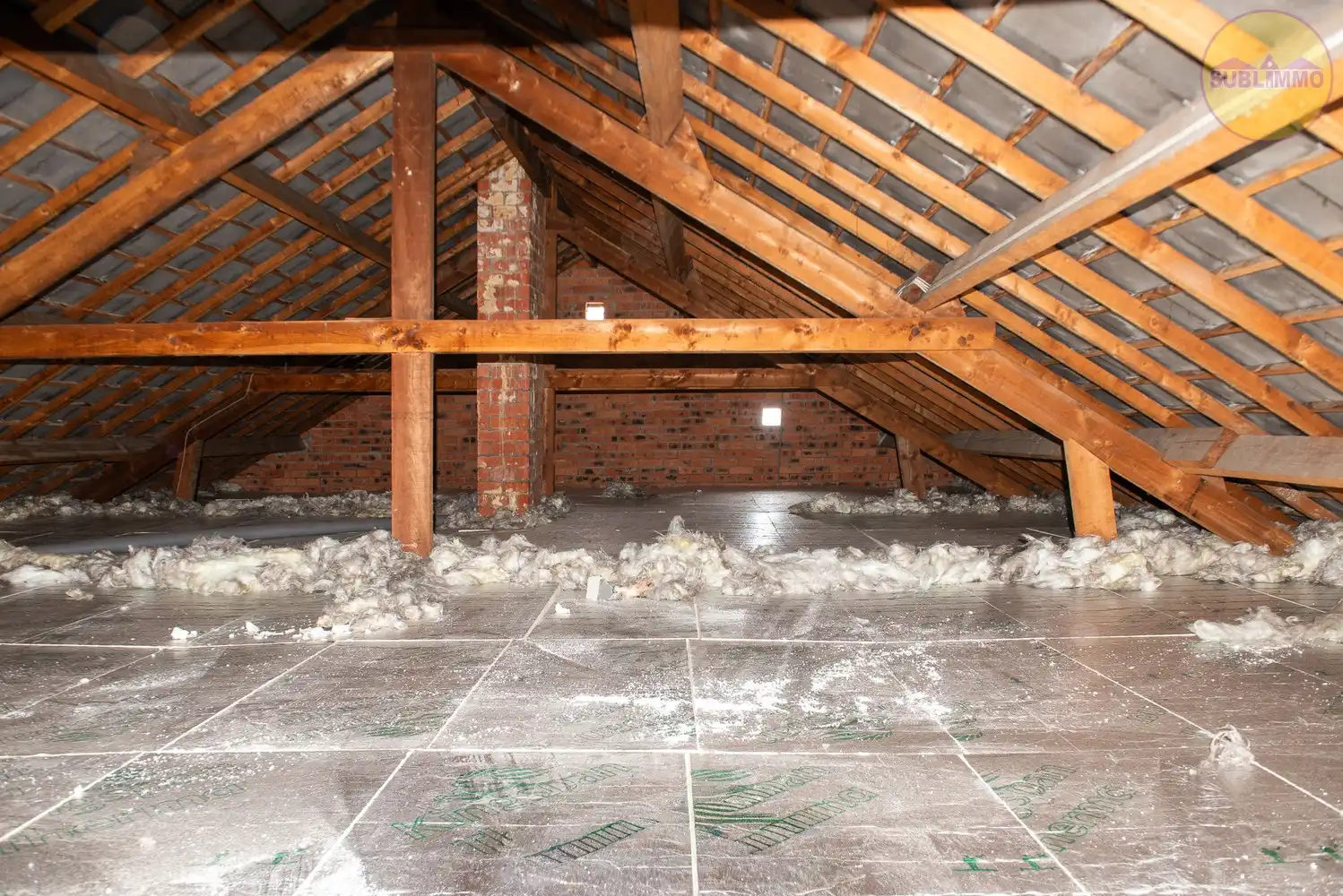 Ruime gelijkvloerse woning met 4 slaapkamers op een perceel van 554m². foto 18