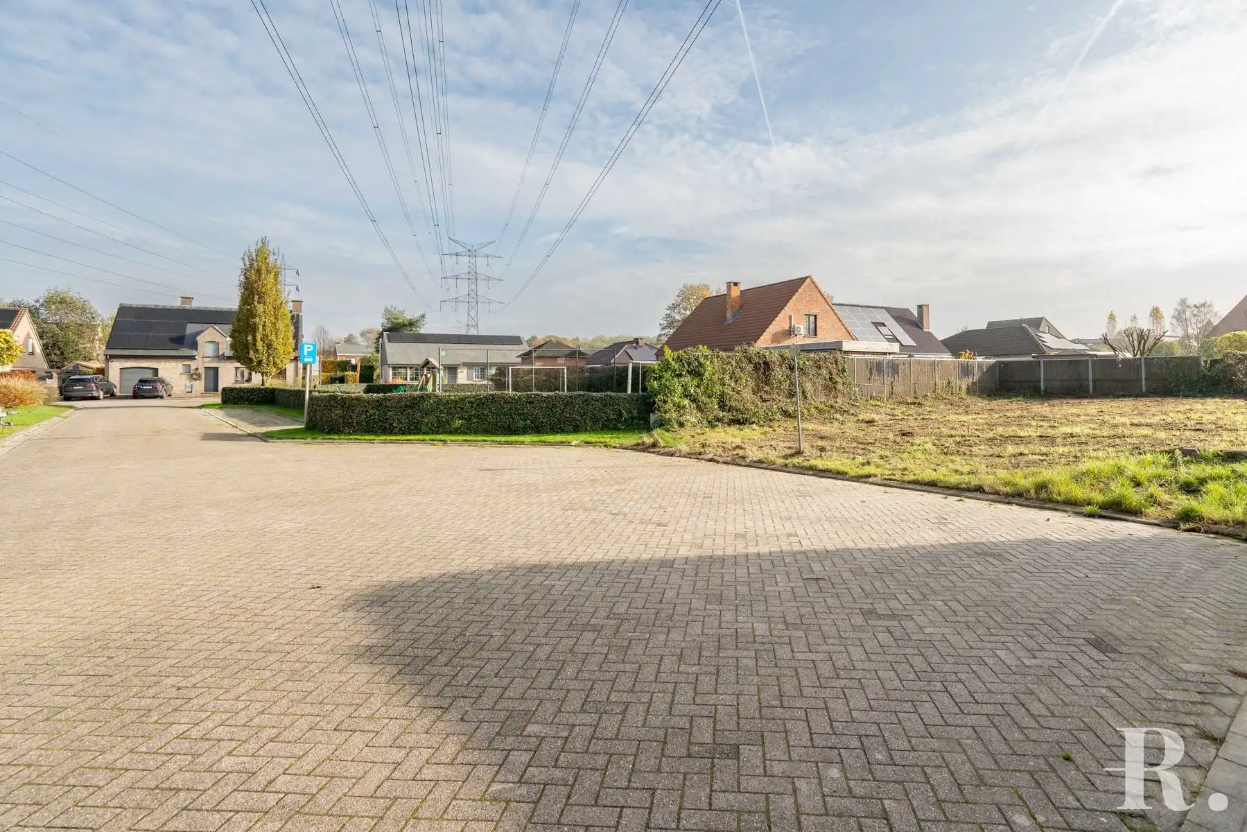 Bouwgrond in doodlopende straat in residentiele wijk foto 4