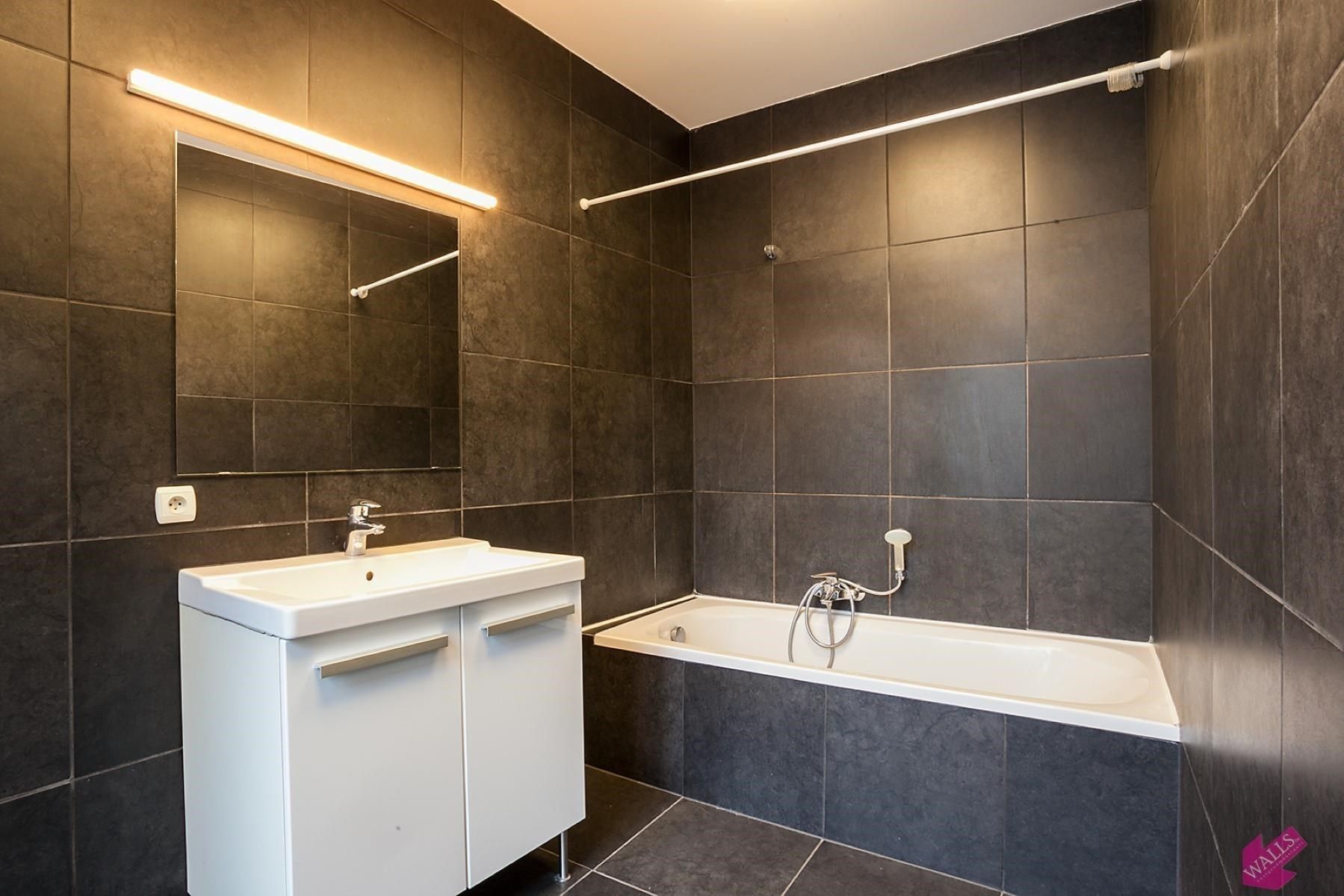 Prachtige ruime flat op topligging in de Kammenstraat foto 12