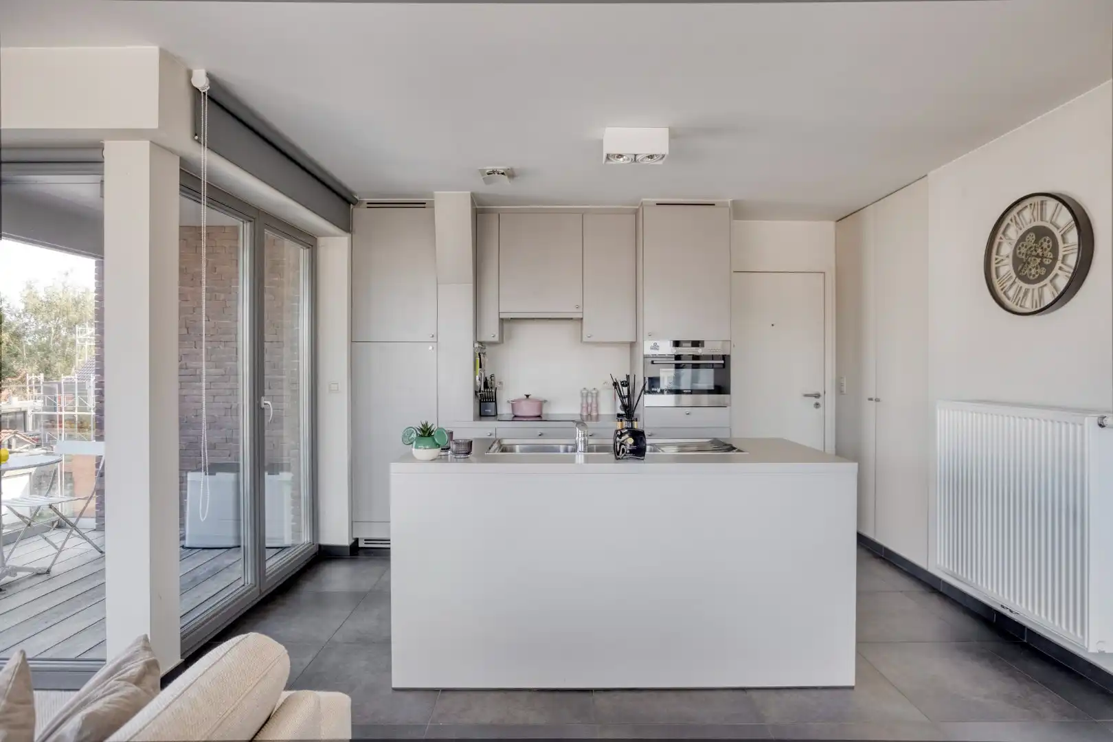 Mooi appartement met 2 slaapkamers in centrum Wevelgem! foto 9